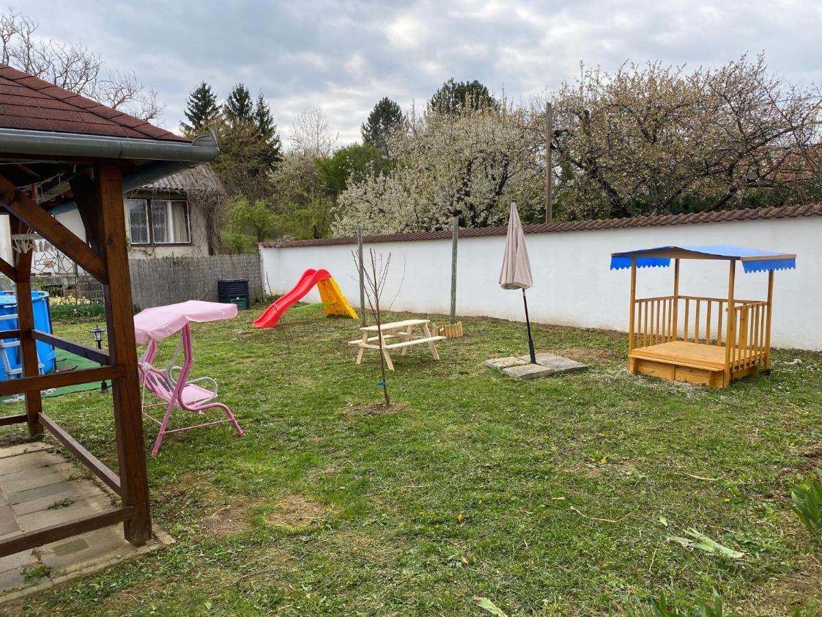 זלקרוס Arany Apartmanhaz Zalagyoengye מראה חיצוני תמונה