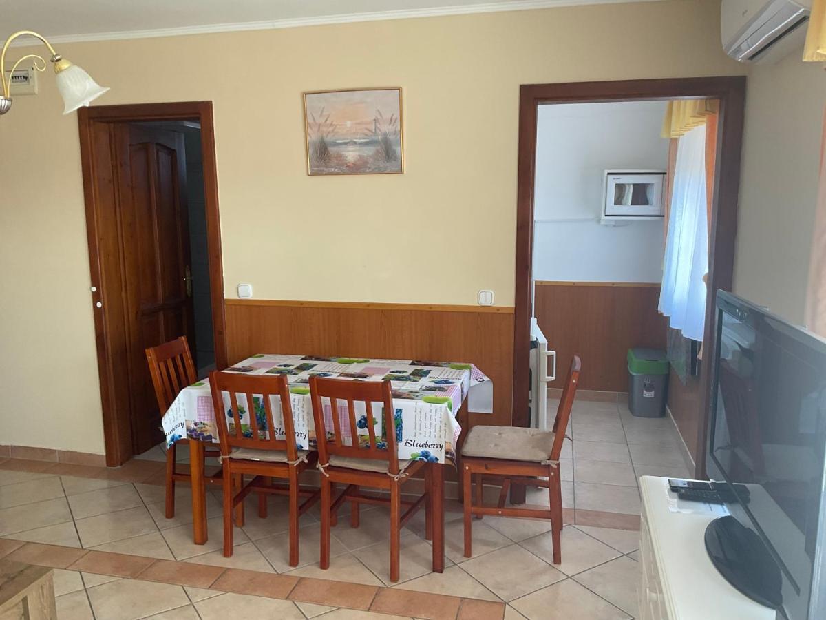 זלקרוס Arany Apartmanhaz Zalagyoengye מראה חיצוני תמונה
